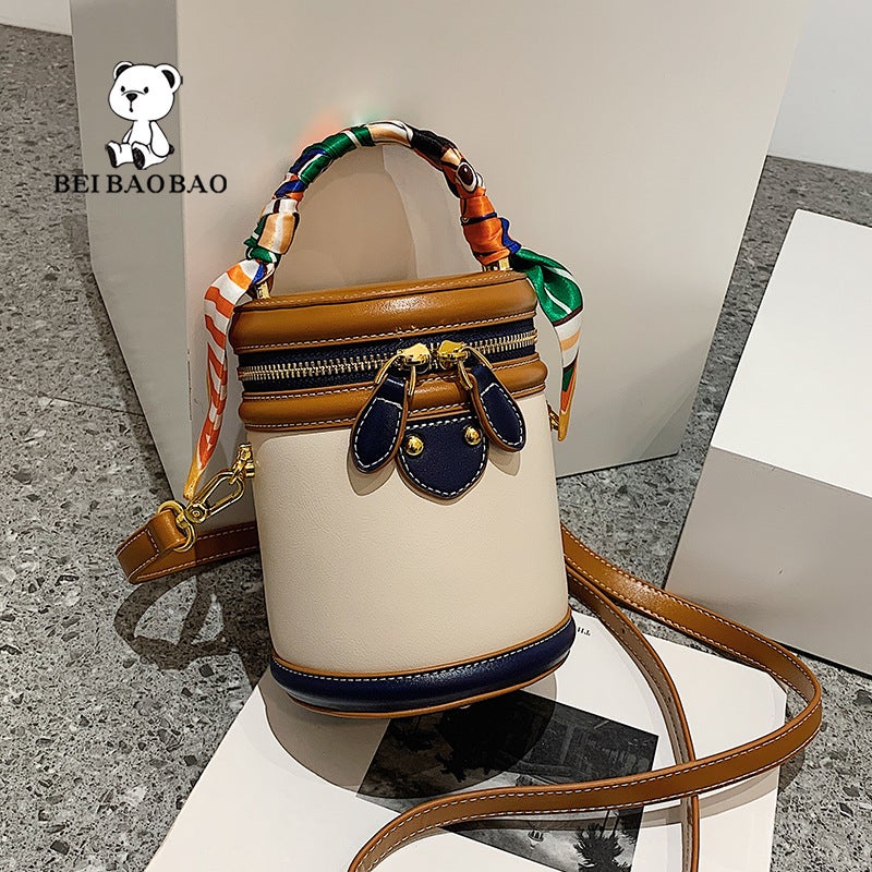 Women's PU Bucket Crossbody Bag - Image 1