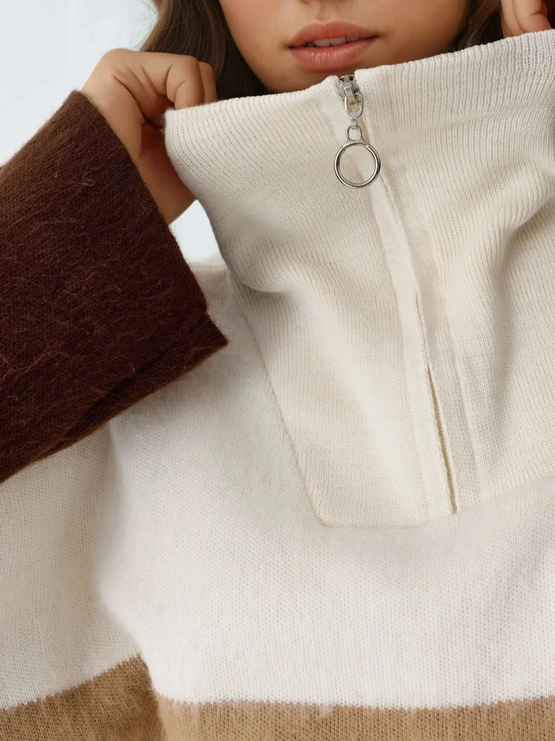 MY FASHION MY FASHION Color Blocked Oversized Knit Sweater with Zipper Collar
