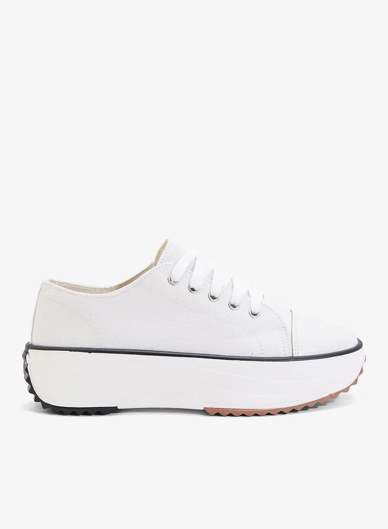 جينجر سنيكرز قماش برباط ومنصة