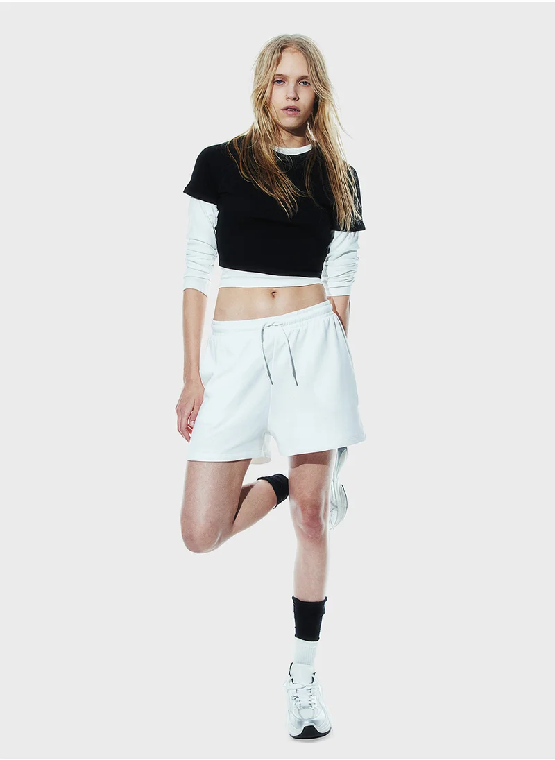 اتش اند ام Crew Neck Crop T-Shirt