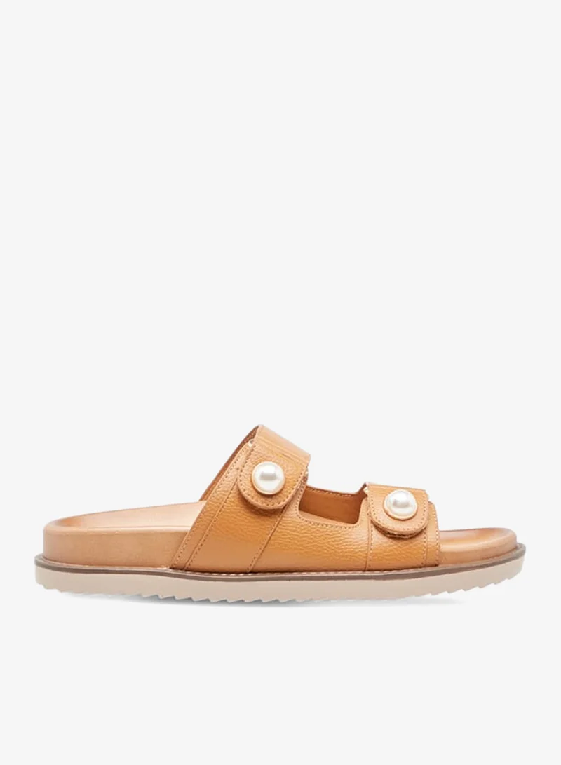 سيليست صنادل نسائية سهلة الارتداء بنقوش