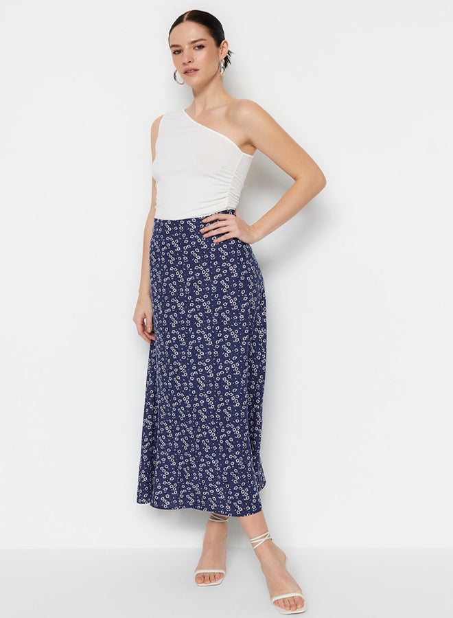 trendyol Blue Floral Patterned Viscose Fabric Midi Length Woven Skirt TWOSS23ET00295 - Image 2