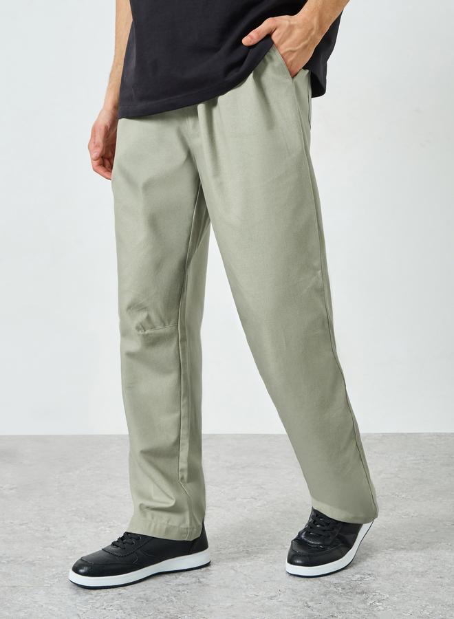 Styli Men Grey Solid Linen Blend Relaxed Fit Trousers - Image 3