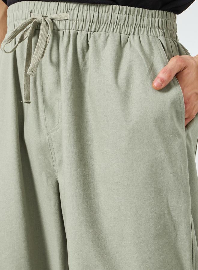 Styli Men Grey Solid Linen Blend Relaxed Fit Trousers - Image 5