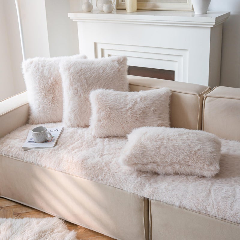 Neelvin Beige فو فرو دافئ ناعم مزخرف وسادة رمي الزخرفة الأغطية 18x18 بوصة مجموعة 2 حالة وسادة وسادة مخملية لأريكة أريكة الأريكة - Image 4