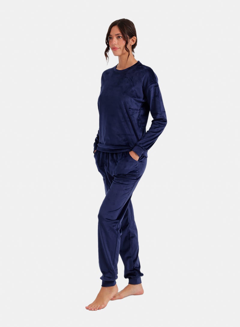 Carina Classic Velvet Pyjama Set - Image 3