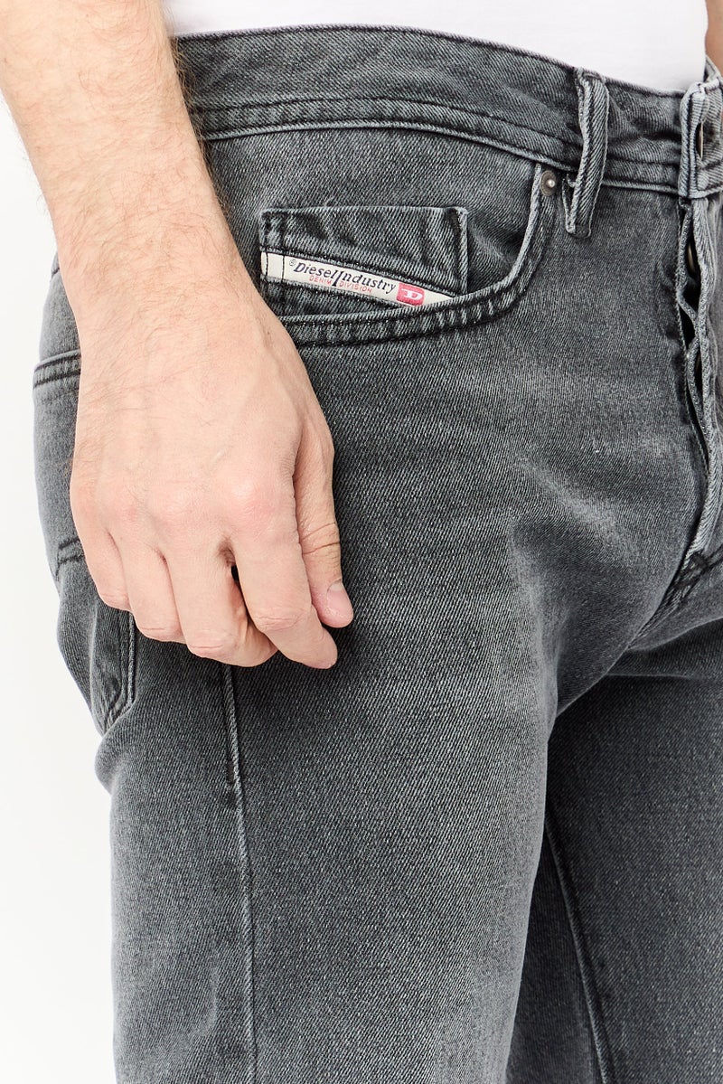 DIESEL Men Regular Fit Washed Stretchable Jeans, Grey - Image 3