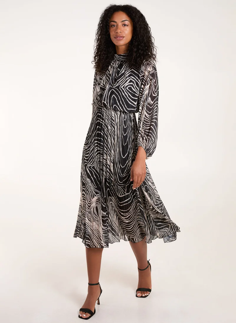 بلو فانيلا High Neck Pleated Dress
