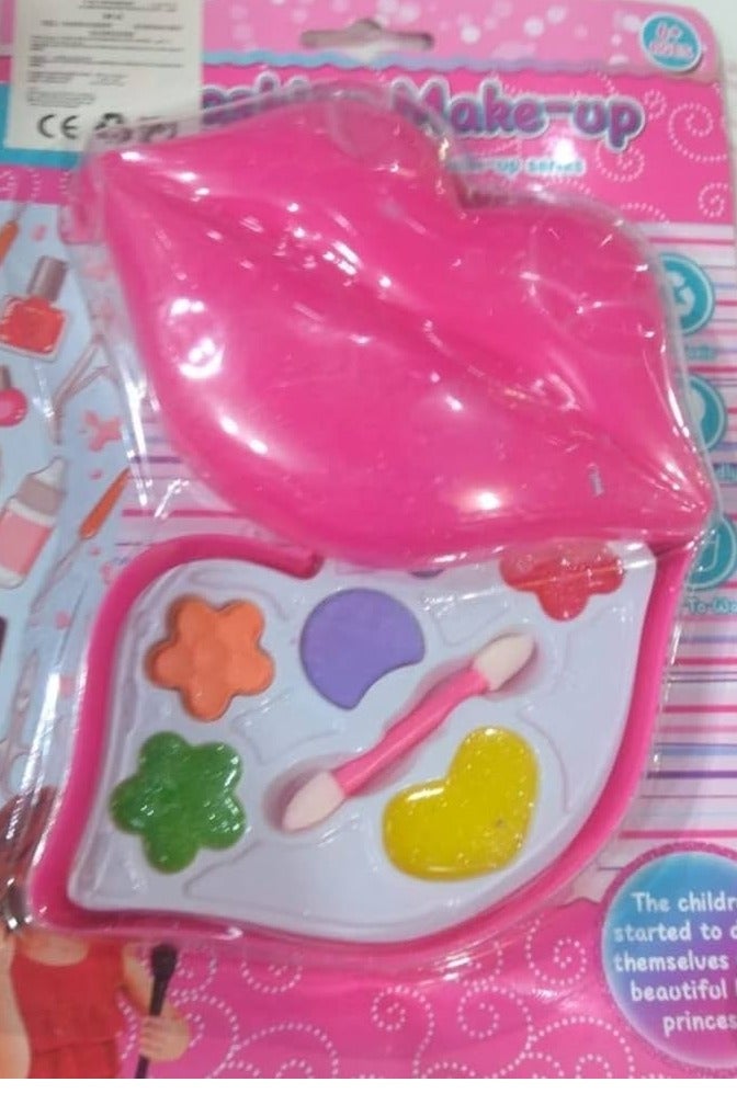 Kids Makeup Playset – A safe and fun play experience for future princesses - Image 1