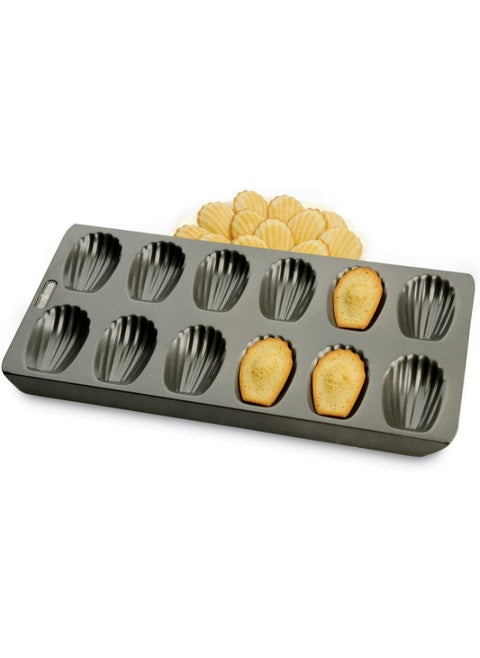 Chicago Metallic Madeleine Pan