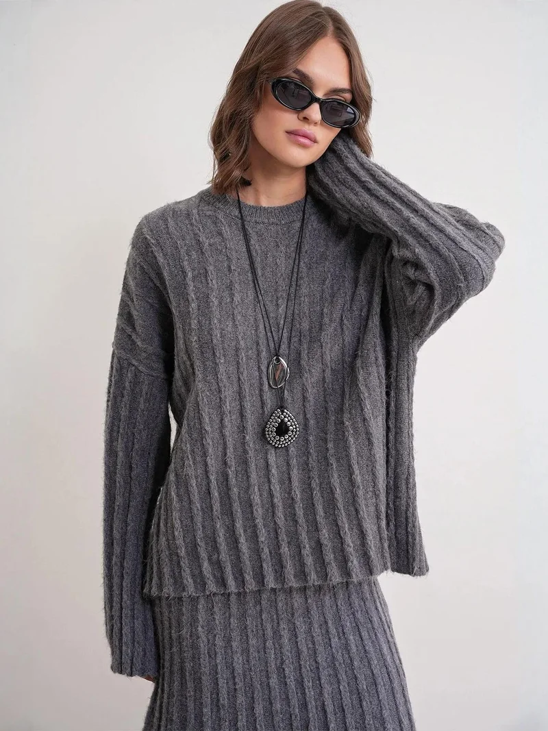 Mixray Textured Oversized Sweater & Skirt Knit Co-ord Set