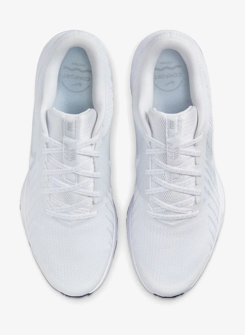 Nike Run Defy