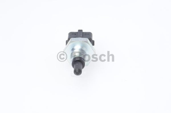 BOSCH 0280130039 Original Equipment Intake Manifold Temperature Sensor - Image 4