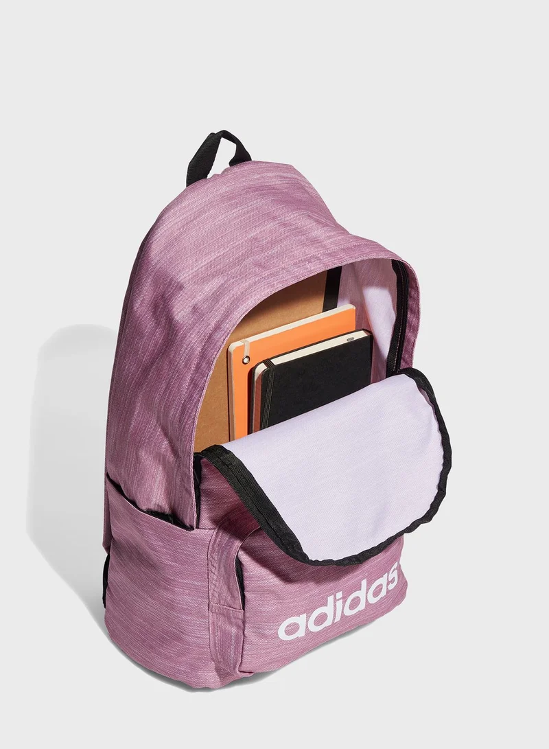 adidas شنطة ظهر بتصميم كلاسيكي