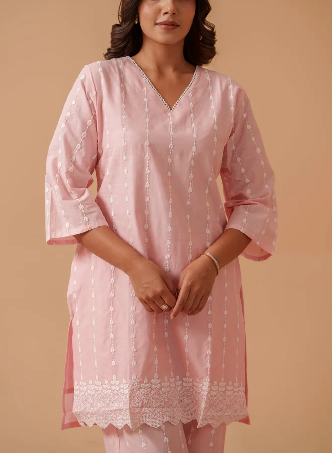 دي دبليو DW Pink Embroidered Pure Cotton Tunic and Palazzo Co-Ords