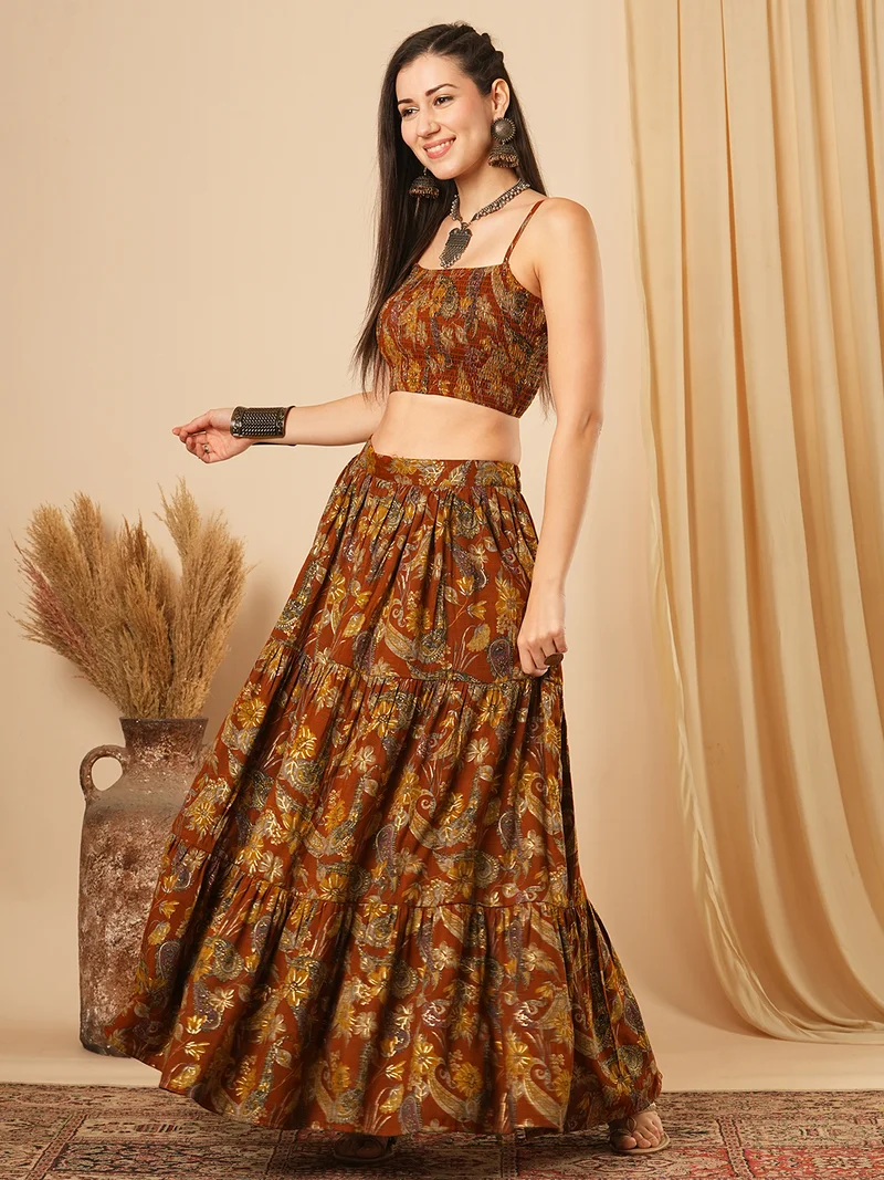 جلو باص Women Printed Top With Skirt Co-Ords