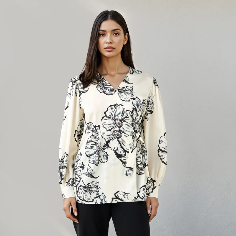 Iconic Relaxed Fit Floral Print Wrap Top