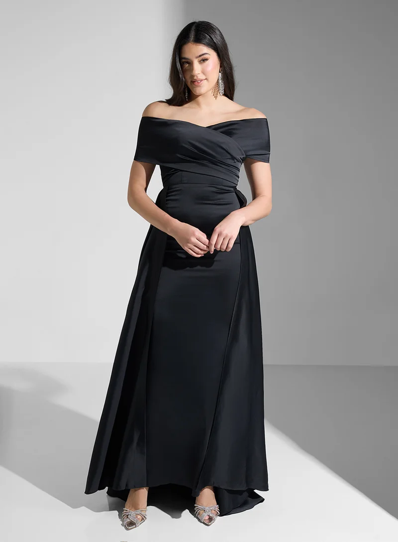 Akadia Fashion Off Shoulder Pleated Maxi Dress