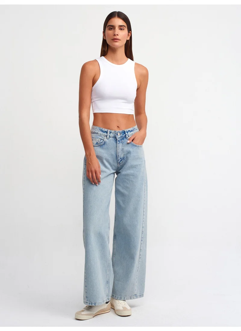 Dilvin 20820 Crop Top with Stitching Effect-White