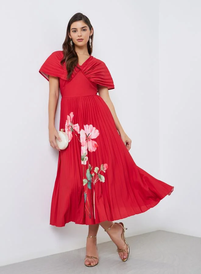 Styli Red Floral Pleated Midi Dress