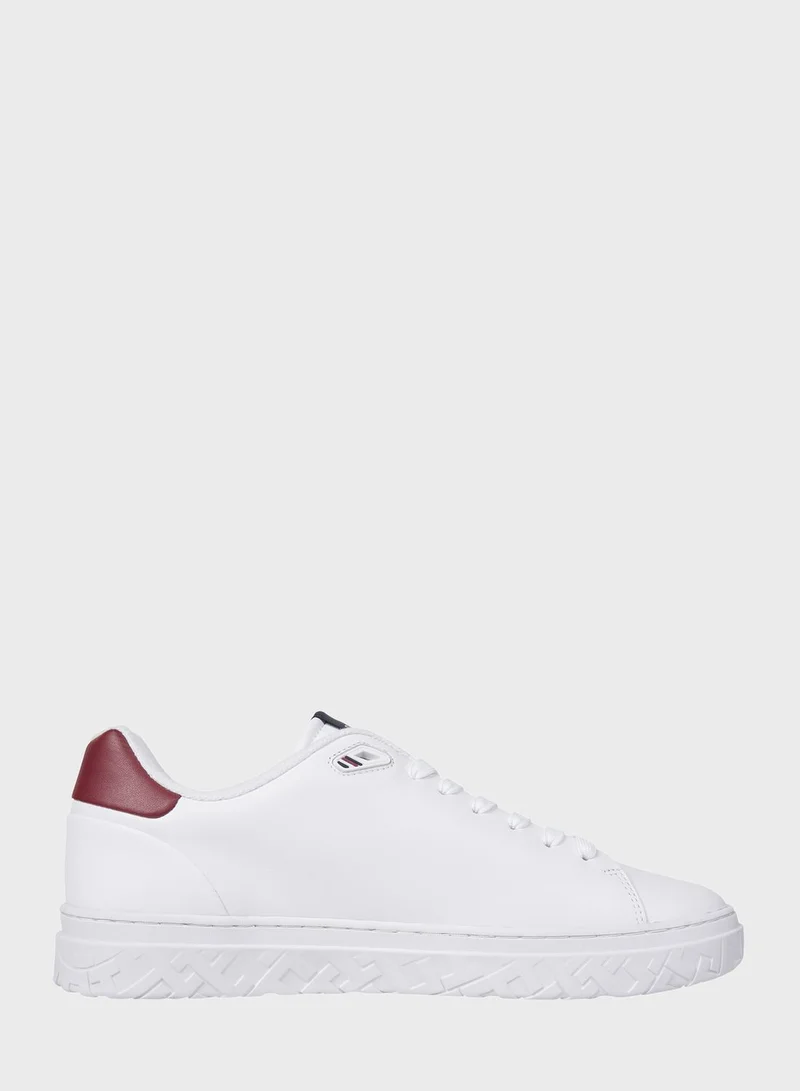 TOMMY HILFIGER Logo Low Top Sneakers