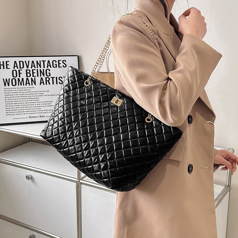 Tote Bag Chanel Style Bag For Girls 2023 New Textured Rhombus Plaid Small Square Bag Shoulder Crossbody Fashion All-Match Women - Image 4