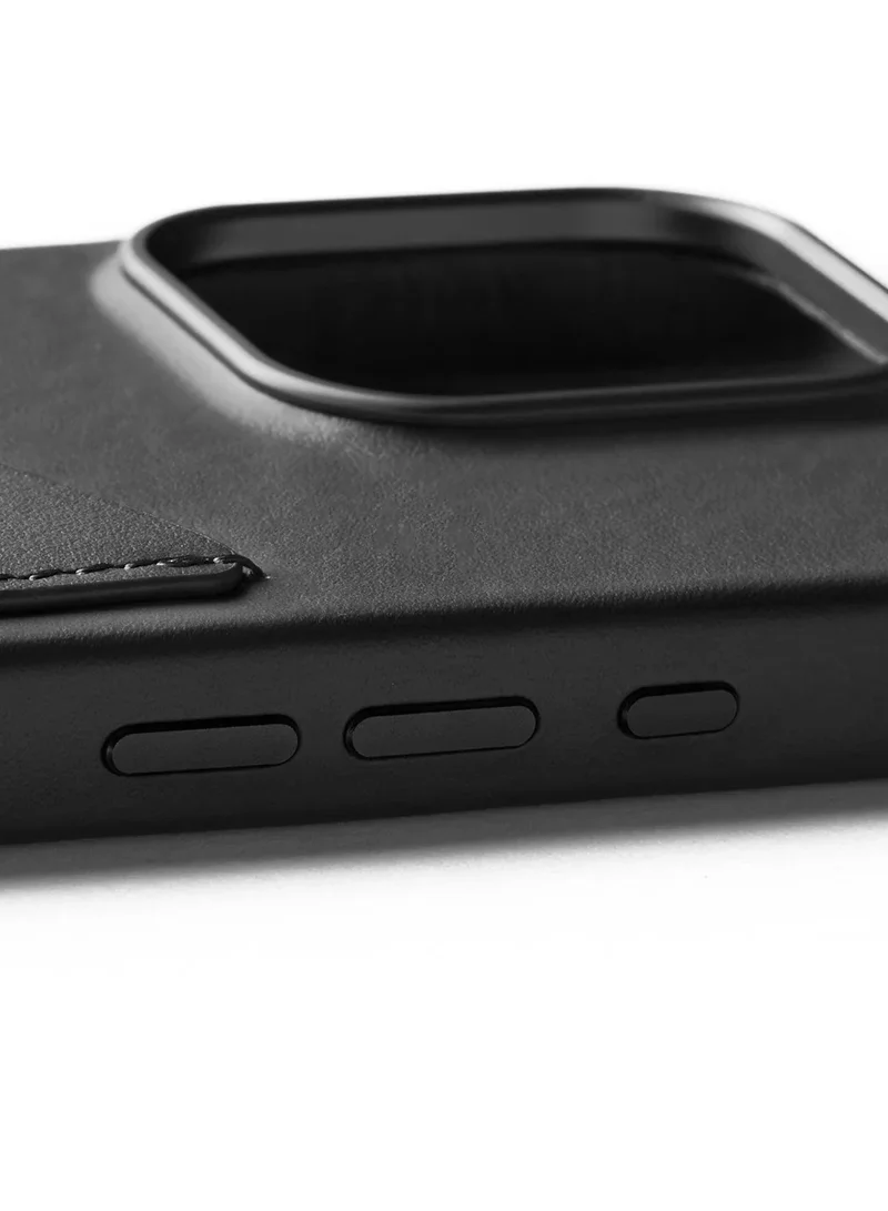 موجو طاء المحفظة الجلدية من موجو لهاتف iPhone 16 Pro - غطاء جلدي أوروبي فاخر بجيب للبطاقات، حماية محسّنة للهاتف وعدسة الكاميرا، متوافق مع MagSafe - غطاء محفظة iPhone 16 Pro (باللون الأسود).