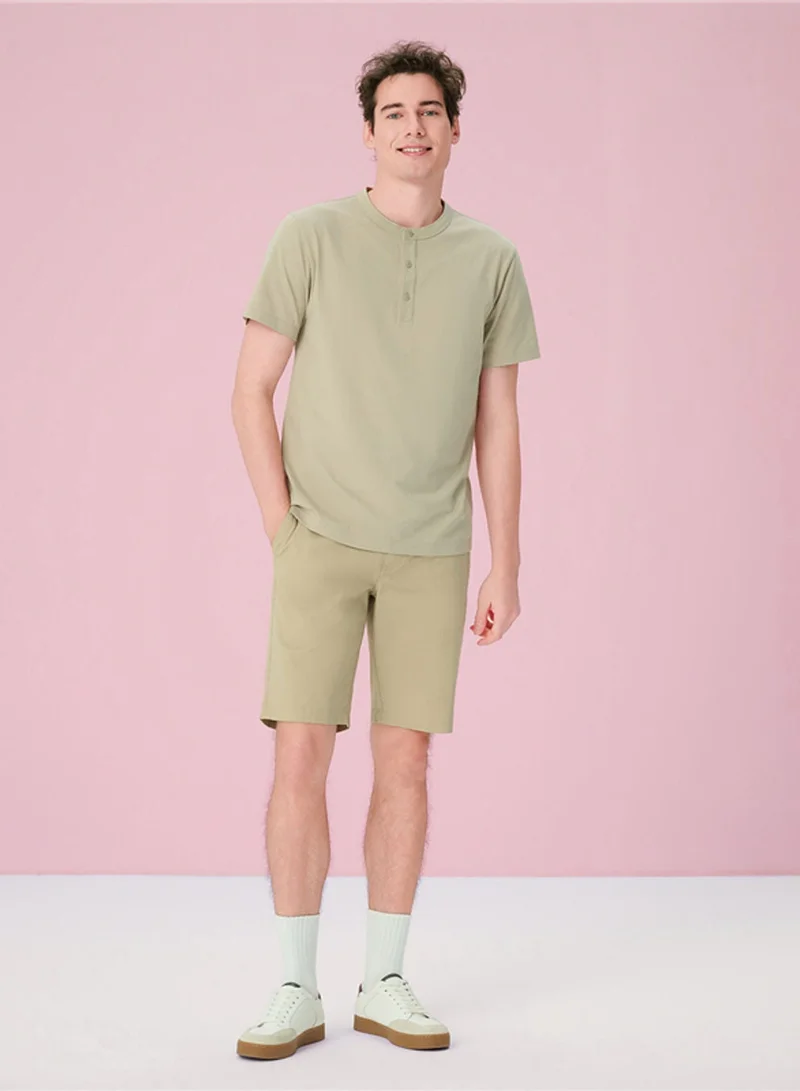 جيوردانو Men’s Slim Henley Short-Sleeve Button Front Tee