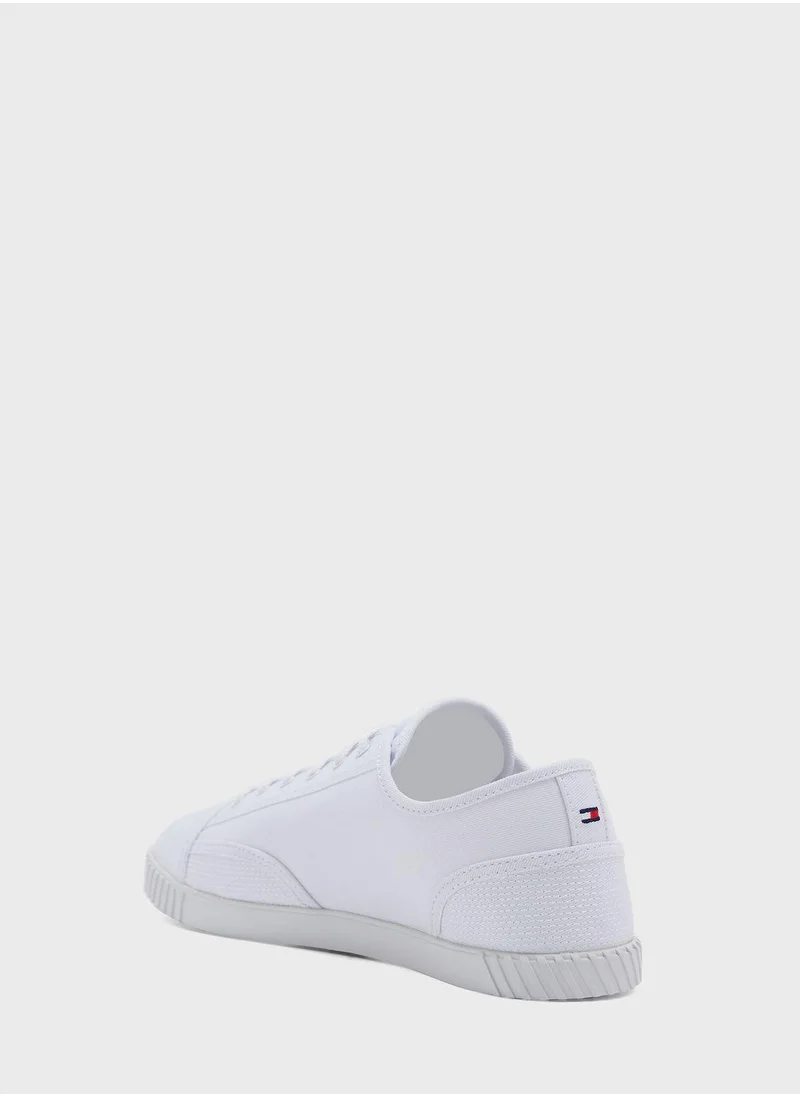 TOMMY HILFIGER Comfort Canvas Low Top Sneakers