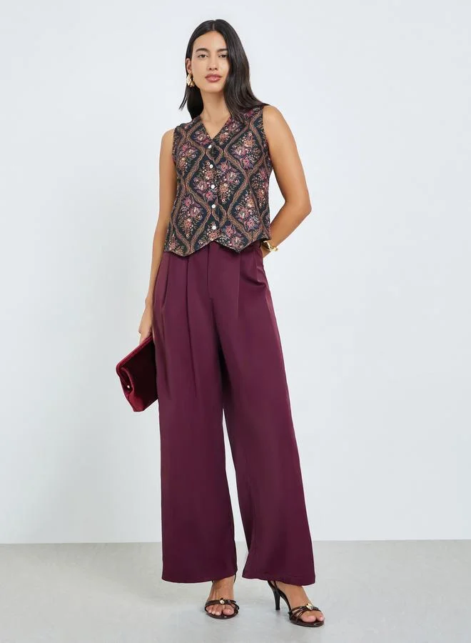 Styli Black Floral Print Sleeveless Waistcoat