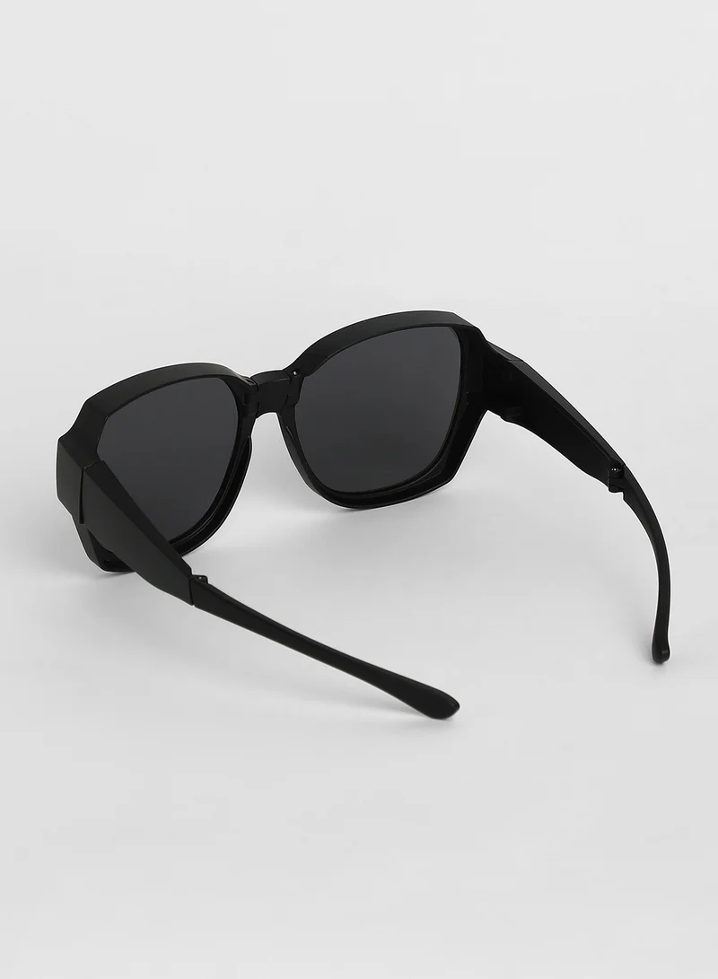 Haute Sauce Haute Sauce Unisex Foldable Oversized Sunglasses For Casual Wear | One-Size | Black Polycarbonate Frame | Black Polarized Lens | Full Rim | Eyewear For Woman & Girls