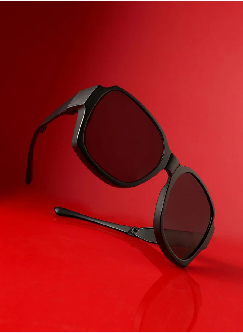 صوص هاوت Foldable Oversized Sunglasses - Black