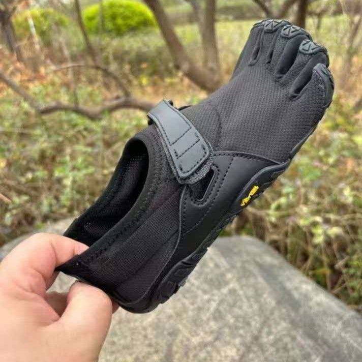 Five-Toe Yoga Training Shoes for Men and Women - Image 1