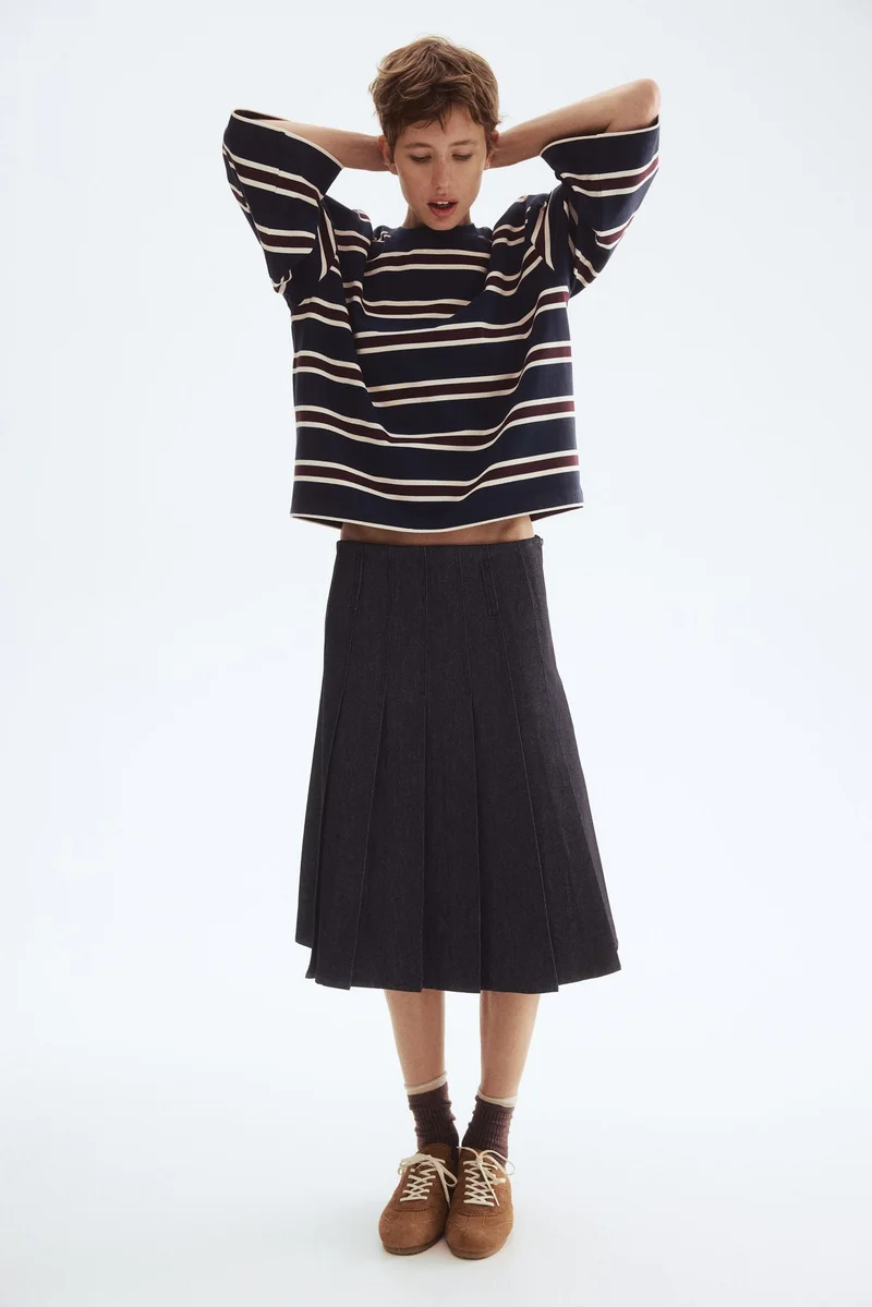 اتش اند ام تنورة دنيم بكسرات