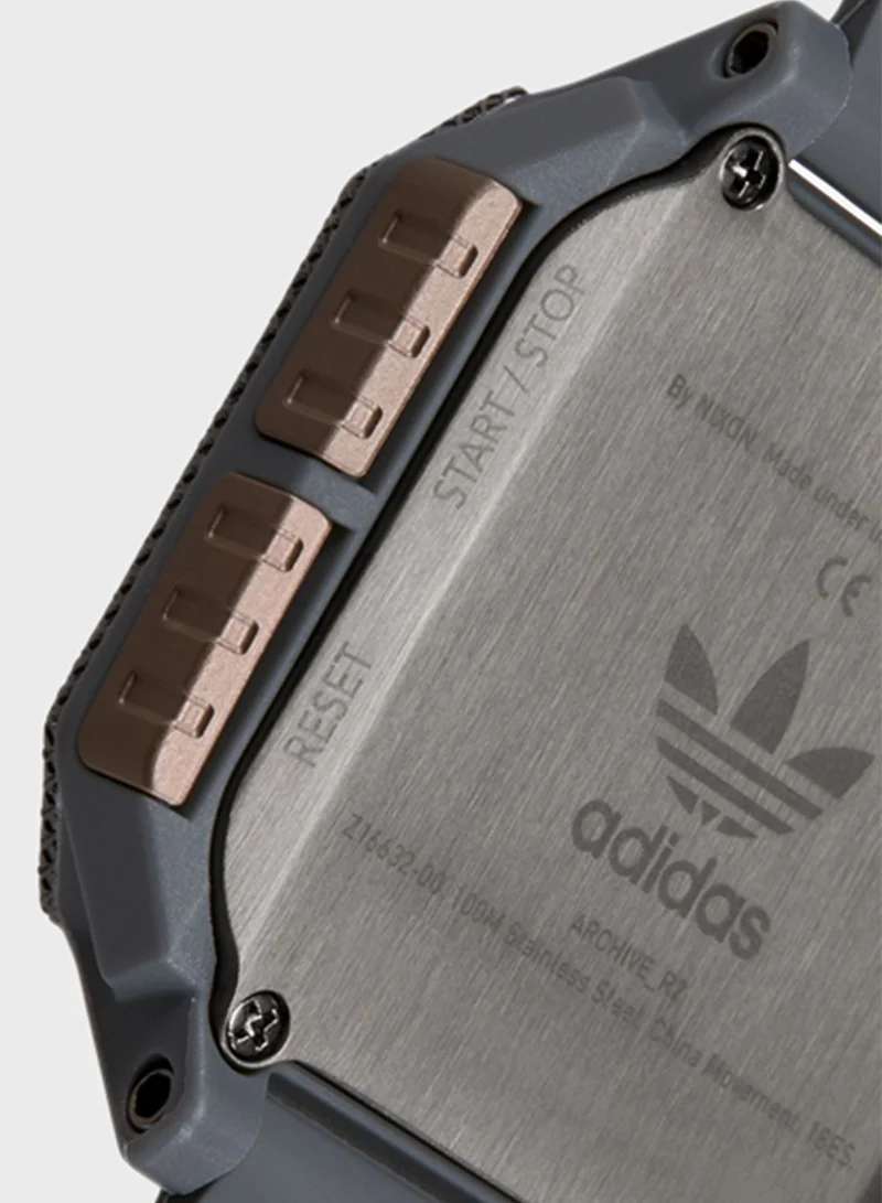 adidas Originals Archive R2 Watch