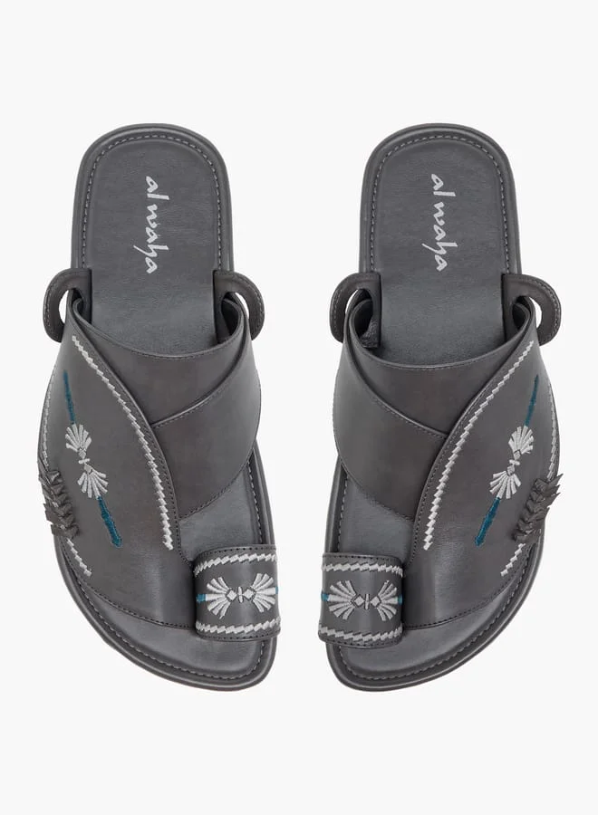 الواحة صنادل رجالي مطرزة سهلة الارتداء بتصميم عربي وحلقة إصبع