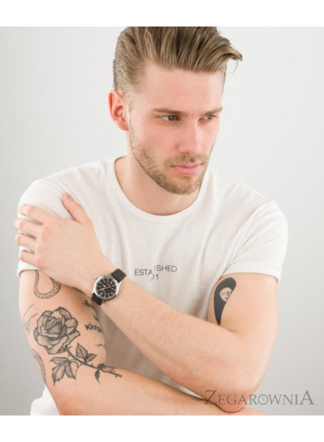 تيميكس ساعة TIMEX للنساء بهيكل من الفولاذ المقاوم للصدأ الفضي وسوار من القماش الأسود - Image 4