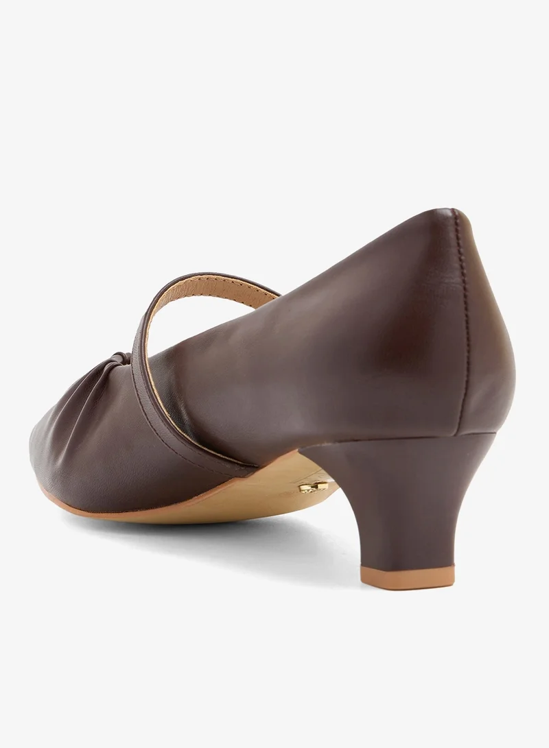 لوريان رينا آر إي