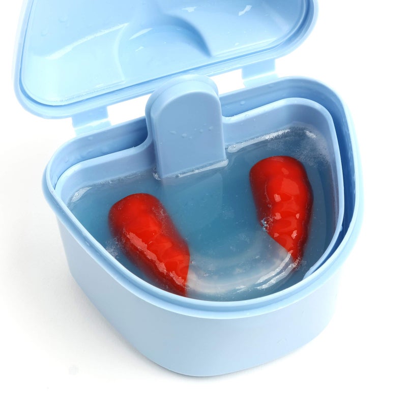 DentaSOAK مجموعة إعادة تعبئة دنتا سوك - منظف واقي الفم، جهاز تثبيت، طقم أسنان - 100% آمن - غير سام، خالي من البيرسلفات، خالي من الجلوتين وخالي من الكحول - إمداد لمدة 3 أشهر - برائحة النعناع - Image 2