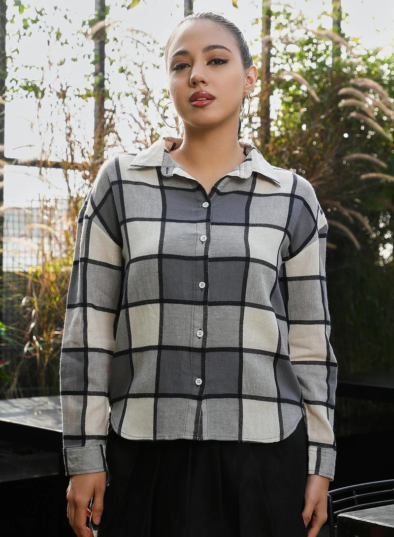 بينيا كولادا Women's Smoke Grey Outlined-Buffalo Oversized Shirt