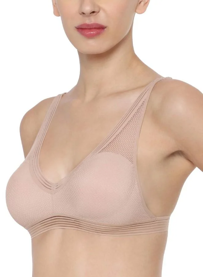 ترايامف Triumph International Women's Synthetic Non-Wired Bra (Smooth Skin, 32B)