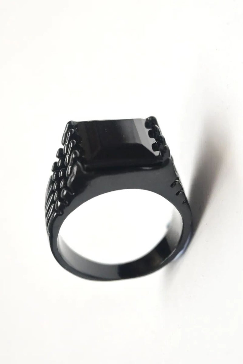 ROMAD Elegant black men’s ring with a polished black stone, radiating luxury and mystery. - Image 1