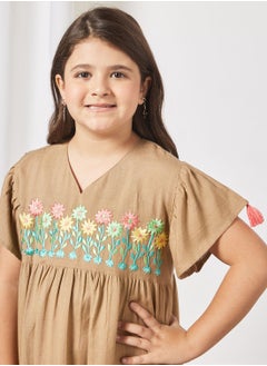 HANA & SARA Kids Embroidered Detail Jalabiya  - Image 3