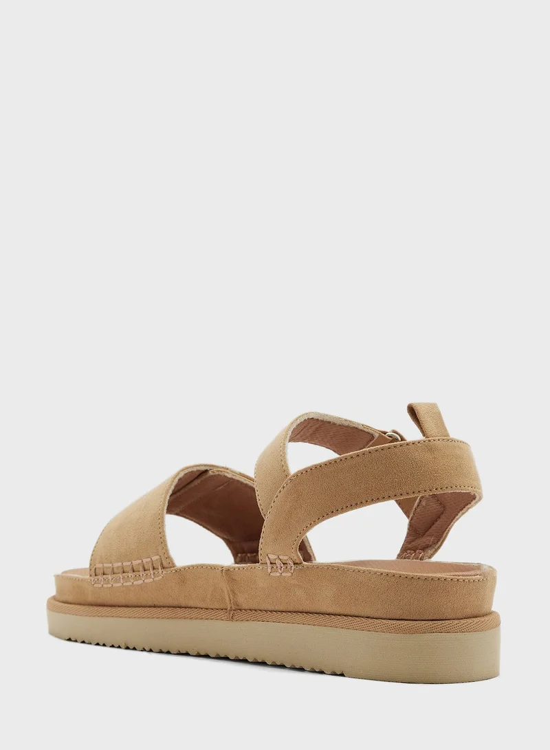 Truffle Flatform Sporty Casual Sandal