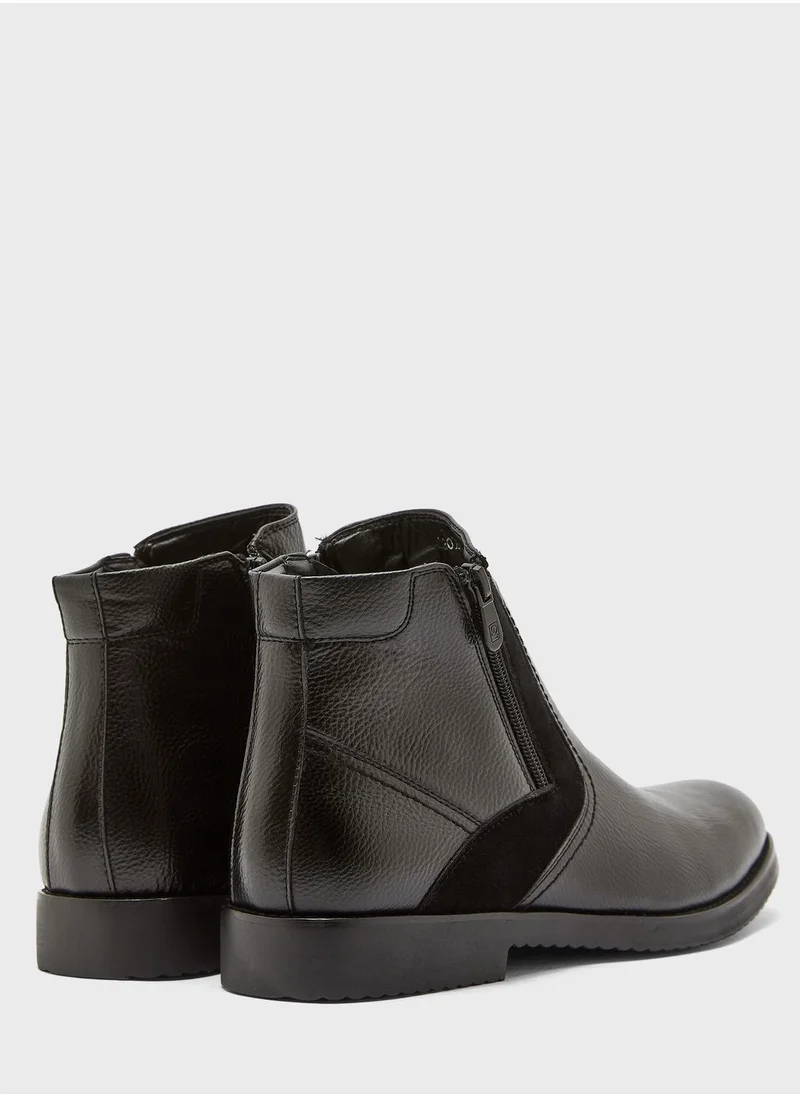 Robert Wood Faux Leather Chelsea Boots