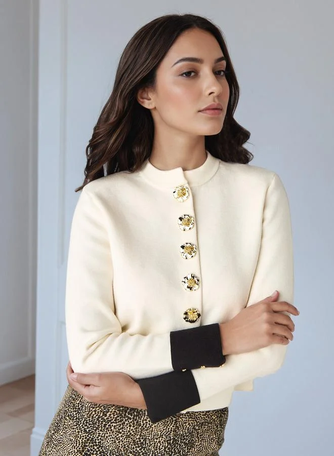 ايكونيك كارديجان بأزرار مزين بالزهور