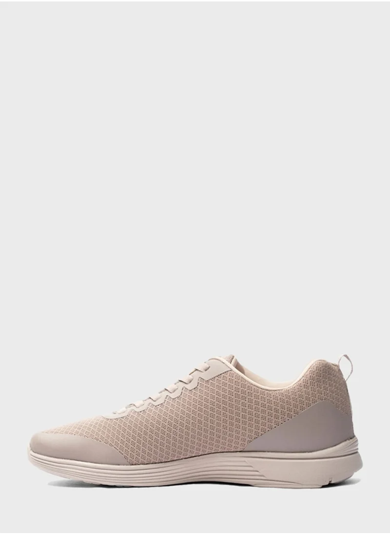 لانجوتش Breeze Sneakers