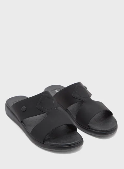روبرت وود Arabic Sandals
