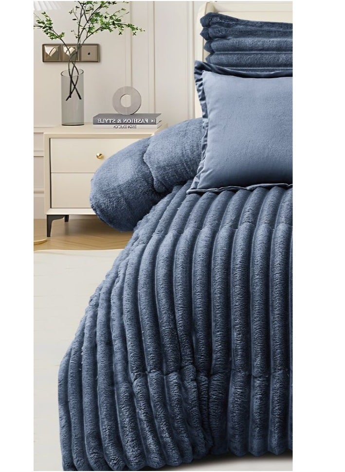 Winter Double Bedspread Quilt Set Made of Soft Velvet and Luxurious Fur, Size 230*250 cm - pzsku/Z50C752B63AB125827FEEZ/45/_/1731355392/0e9a7e3e-0648-4e9f-9d9a-fa3c71e90980