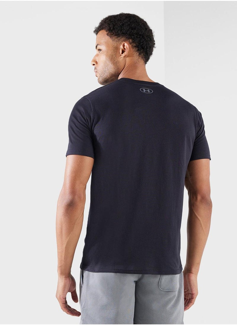 UNDER ARMOUR - Project Rock Payoff Graphc T-shirt - Image 1